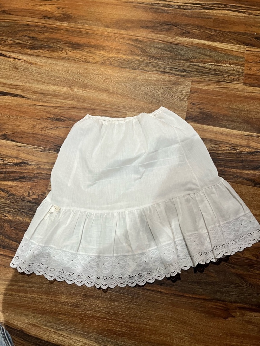 White Cotton Eyelet Ruffle Skirt Slip Made In USA Best For Small EUC Vintage